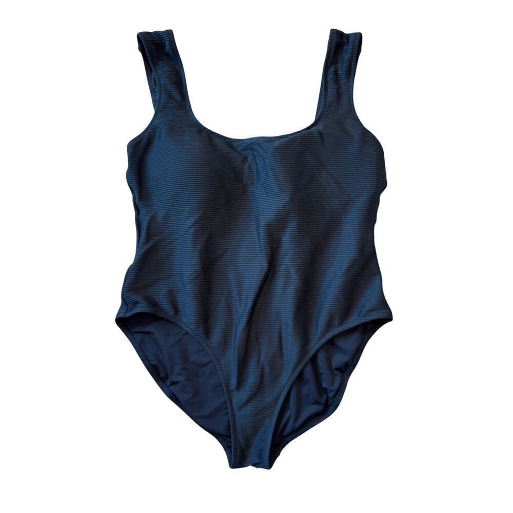 J. Crew Women's Swim suit/bathing suit, size 18;  Black Tank style; shelf bra